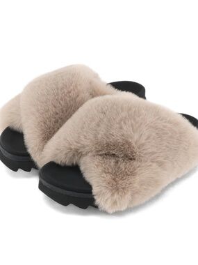 ROAM Cloud Slippers in Nude size 7